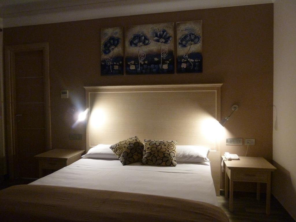 Casa Eli Roma B&B Δωμάτιο φωτογραφία